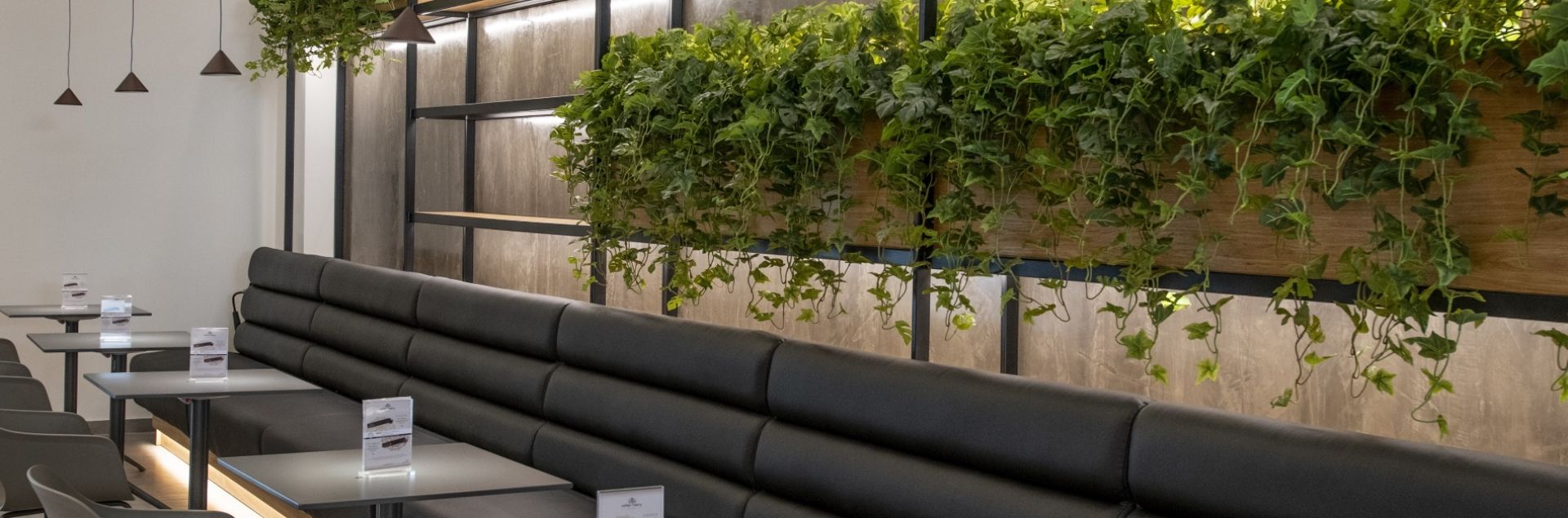 Μόλις έχει λειτουργήσει το Coffee Berry στη Λεωφόρο Μακαρίου στη