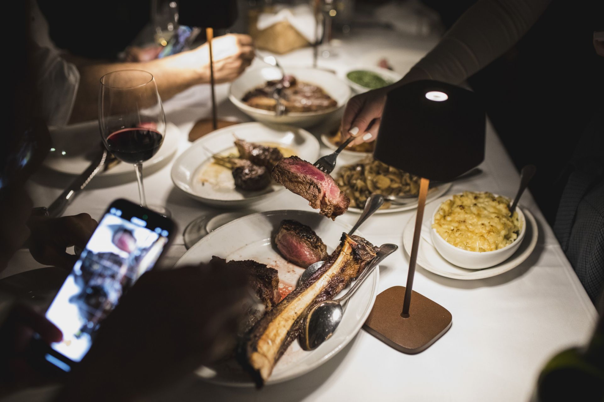 Για Porterhouse Steak αλλά και για Pecan Pie στο Wolfgang’s Steakhouse