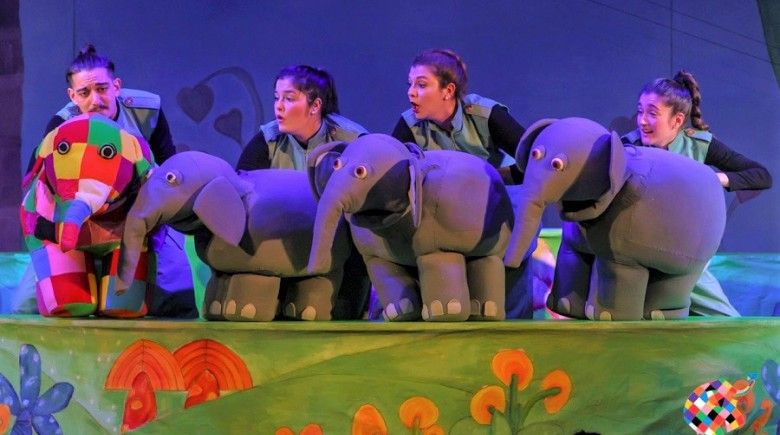 «Έλμερ ο παρδαλός ελέφαντας» στο Παλλάς