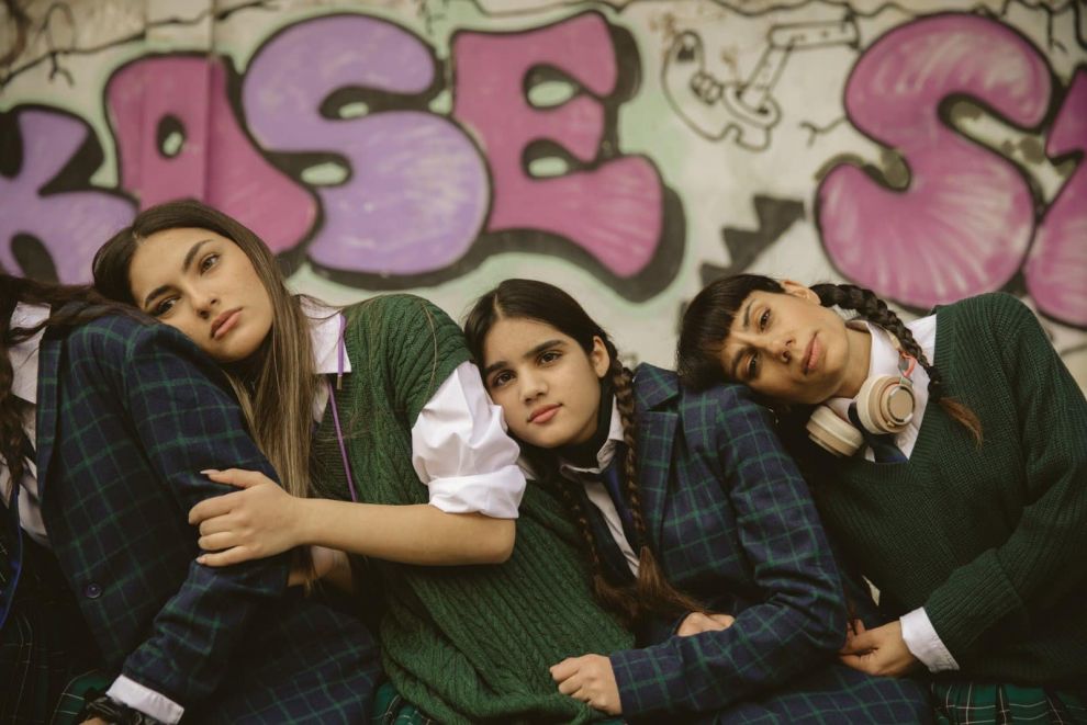 «Girls Like That» στο Σατιρικό