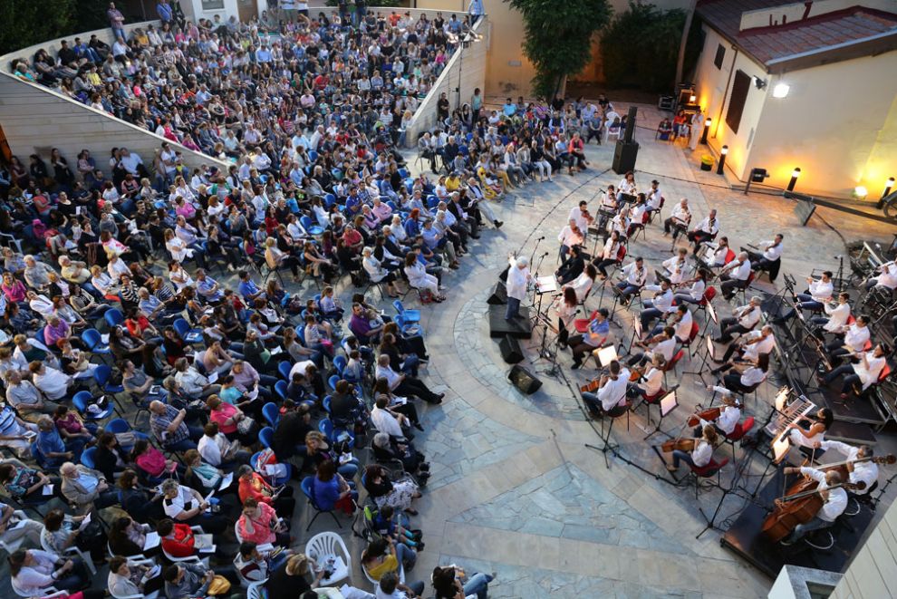 Μουσική στην πόλη στην Πλατεία  Ελευθερίας