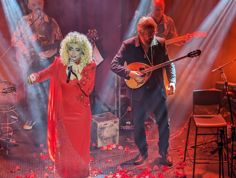 “Μπουζούκια στην Πίστα” στο DownTown Live