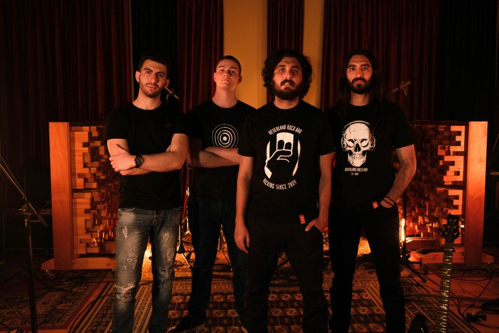 Leave the Wave στο Δρόμο Bar