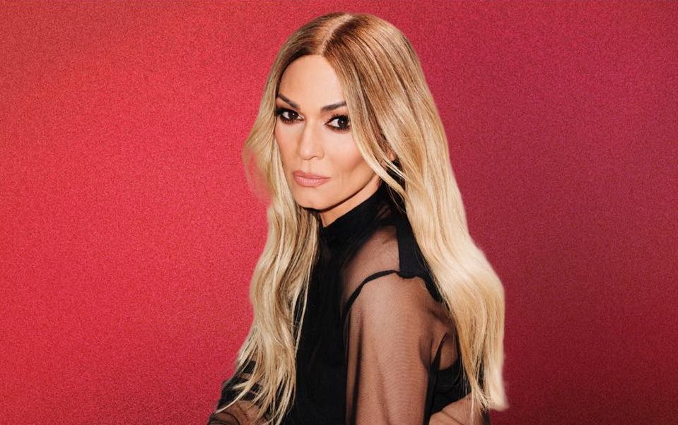 Έλλη Κοκκίνου στο Zazza