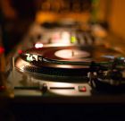 Retro Dinner Nights στο Reserva 52 Lounge