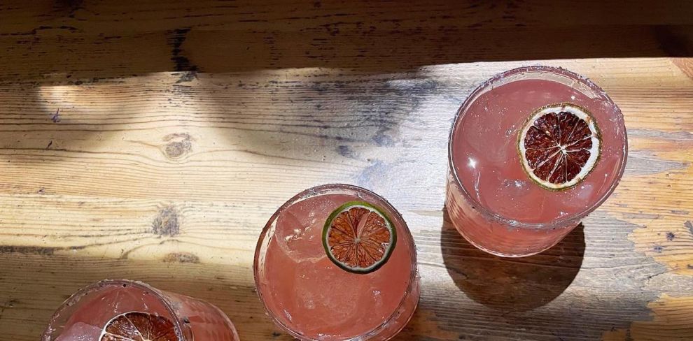 Το Ποτοπωλείο 