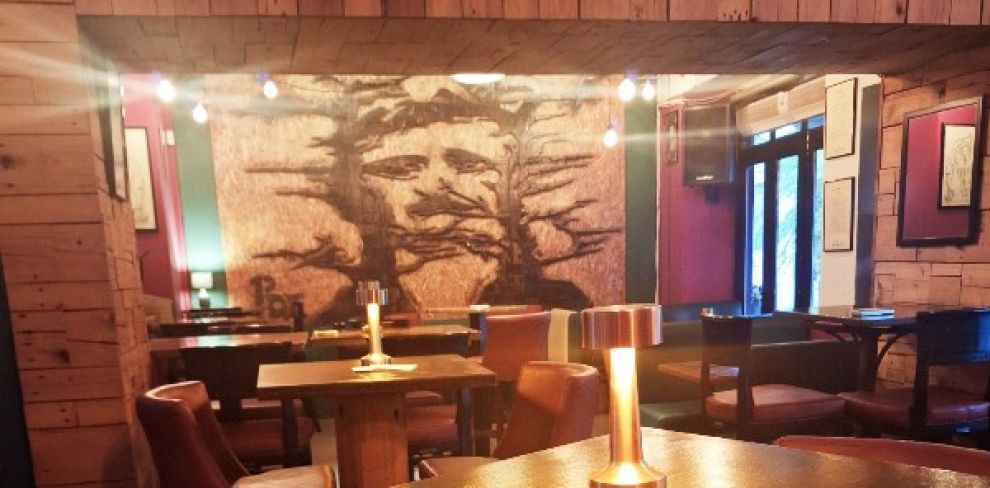 Poe bar & restaurant